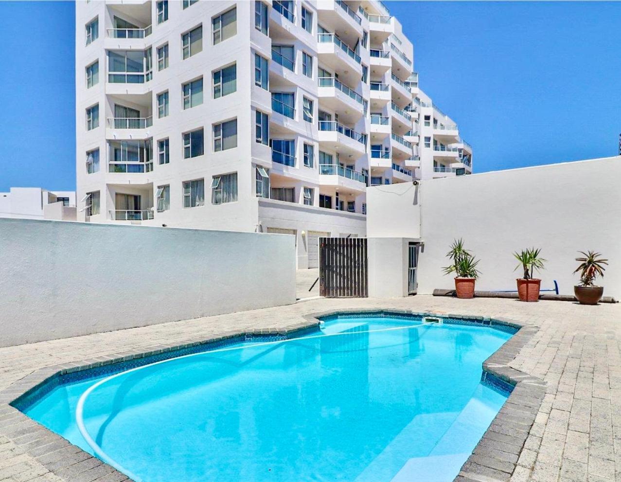 Abode Africa Apartment โบลแบร์กสตรานด์ ภายนอก รูปภาพ